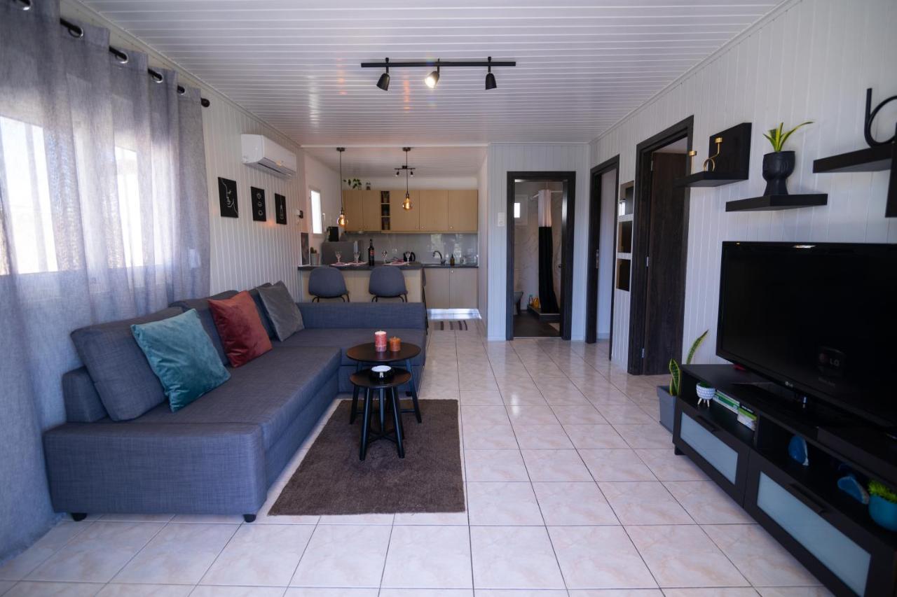 Oceanus Summer House Salamina Exterior photo