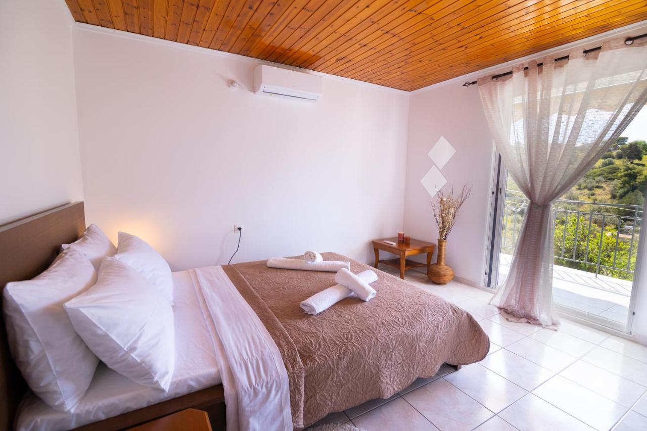 Oceanus Summer House Salamina Exterior photo