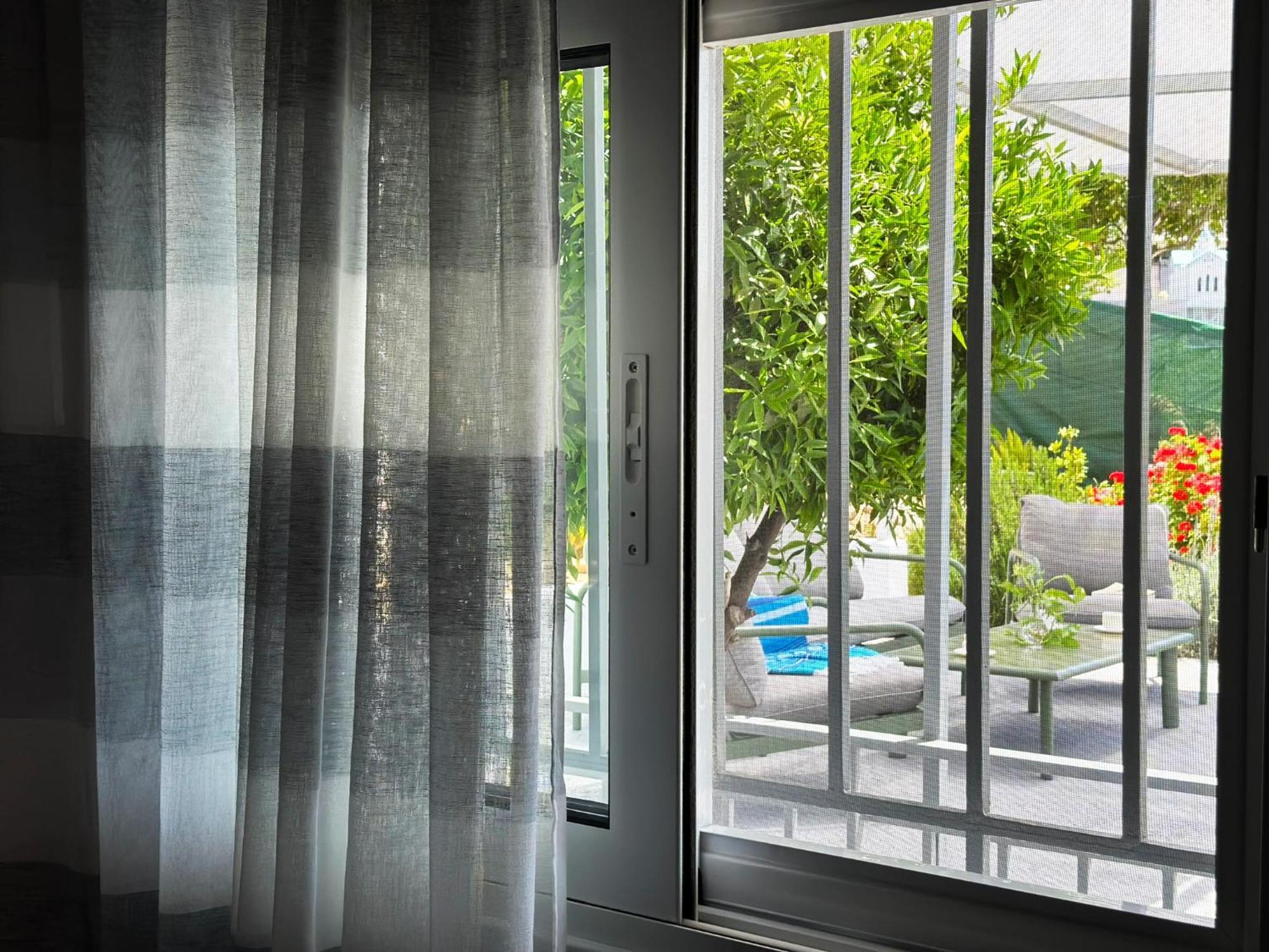 Oceanus Summer House Salamina Exterior photo